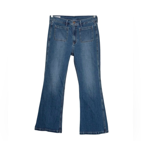 GAP 70’S Flare High Rise Jeans Women’s Size 31/12 Short - Picture 4 of 9